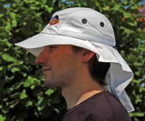 Lunt Solar Hat with neck flap - protects head and neck from sunburn