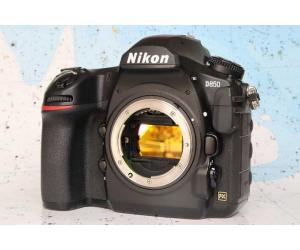 Astronomik CLS-CCD Nebelfilter - Clip-Filter für Nikon DSLR Vollformatkameras