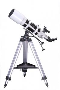 Skywatcher Startravel-120 on AZ-3 / Rich Field Refractor 120/600