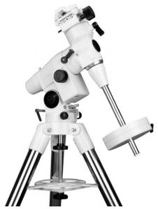 Skywatcher EQ5 parallaktische Teleskopmontierung mit Stativ für Teleskope bis 10 kg