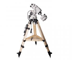 Skywatcher AZ-EQ5GT Goto Montierung auf Berlebach UNI18 Stativ