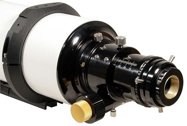   New ! Rifrattore TS PHOTOLINE tripletto APO 130/915mm f/7 - FPL-53 - con focheggiatore a pignone e cremagliera da 2.5" 